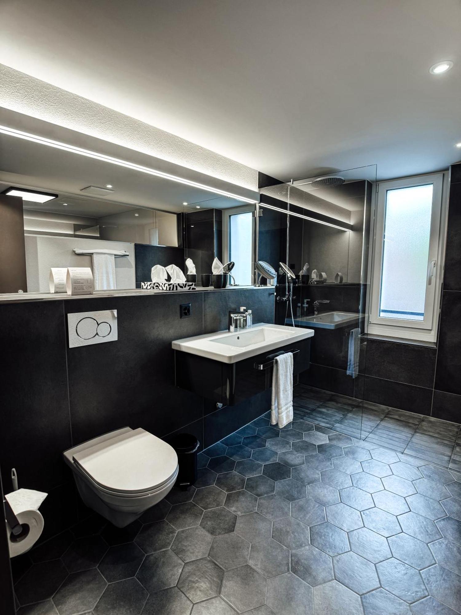 Boutique Hotel Sonne Seuzach Eksteriør billede